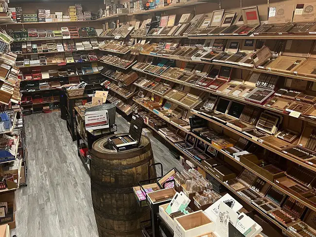 Best local cigar stores Charleston bar lounge humidor near you