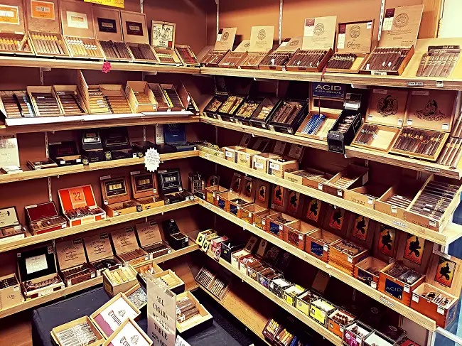 Best local cigar stores Jackson bar lounge humidor near you